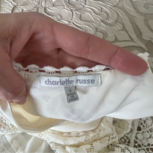 Ivory Lace Overlay Romper - Picture 3 of 4